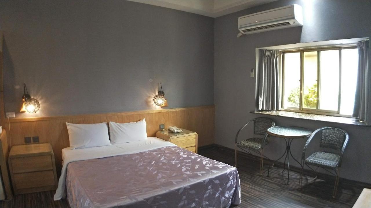 愛情海 Motel Toufen Luaran gambar