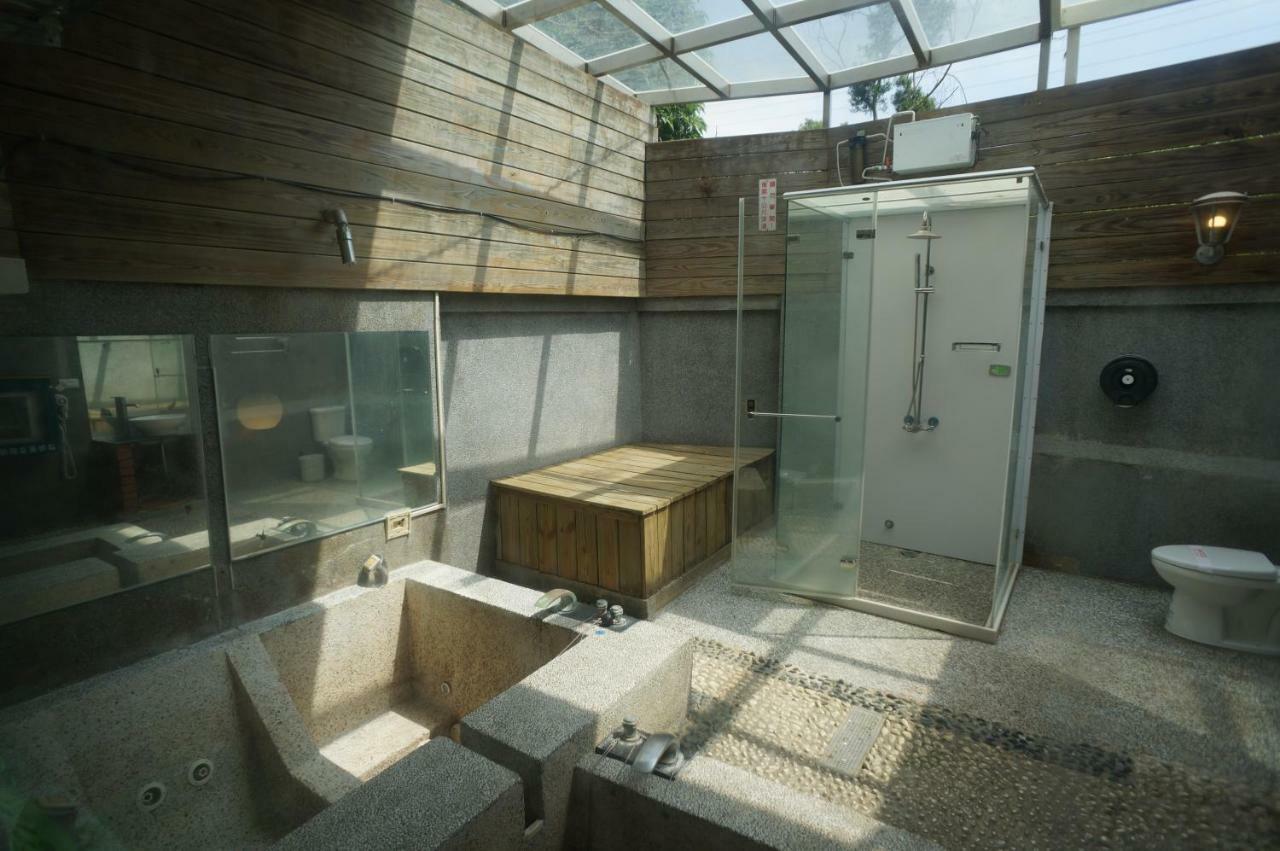 愛情海 Motel Toufen Luaran gambar